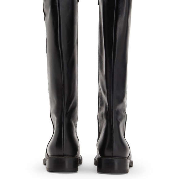 Tall boots - Picture 4 of 4